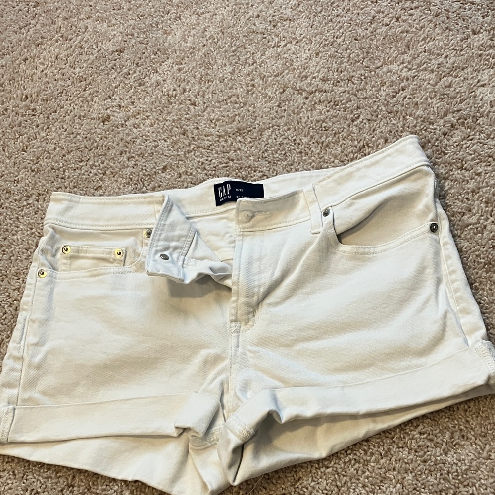 GAP Cream Roll-Cuff Denim Shorts